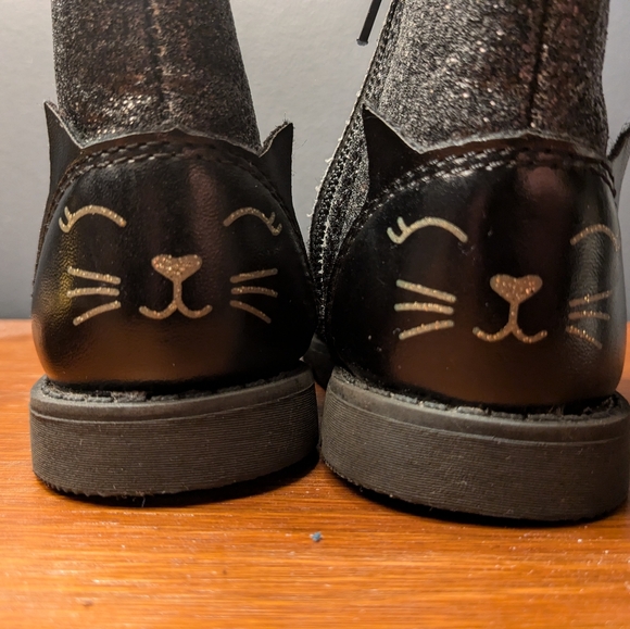 Carter's Size 5 Toddler Girls Boots - Picture 7 of 10